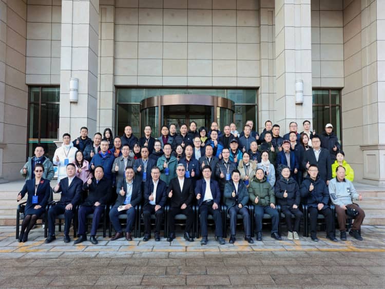 格瑞樂環(huán)保王貴軍出席第三屆室內(nèi)環(huán)境企業(yè)發(fā)展大會，共探行業(yè)發(fā)展新路徑